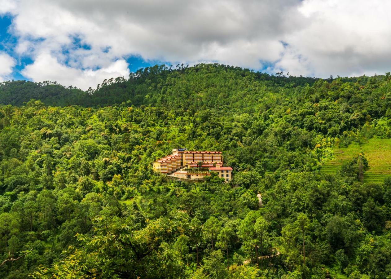 Cygnett Resort Mountain Breeze Nainital Bagian luar foto